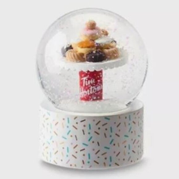 Tim Hortons 2024 Christmas Snow Globe Collectable BNIB - Picture 1 of 3
